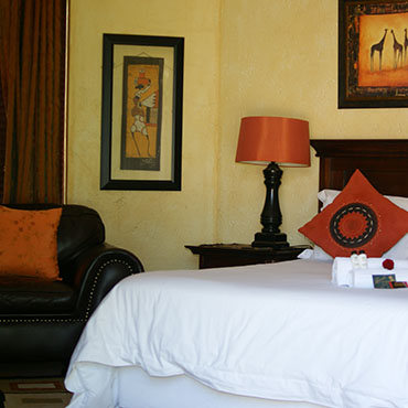 Lakeside Rooms